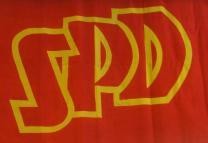 SPD-Logo auf traditioneller Flagge
